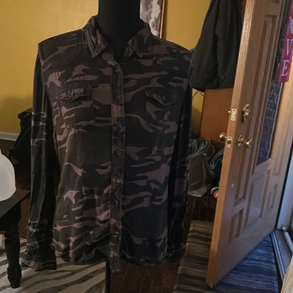 Highway Jeans fatigue button up collared shirt - Picture 11 of 14